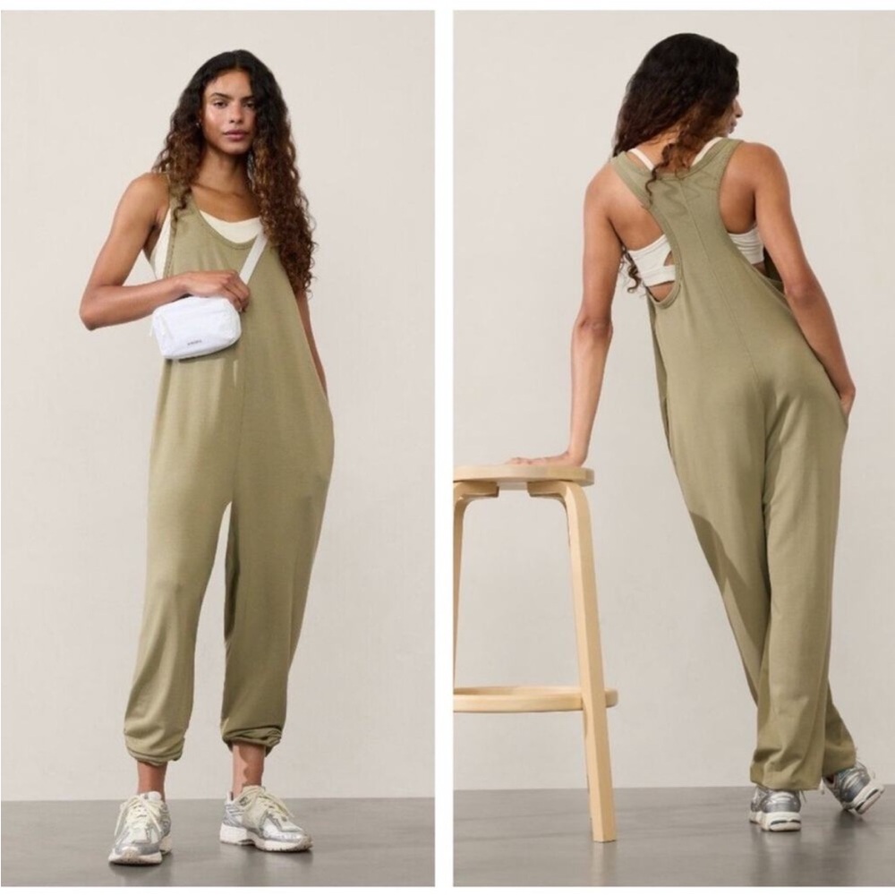 Athleta Hit Pause Jumpsuit